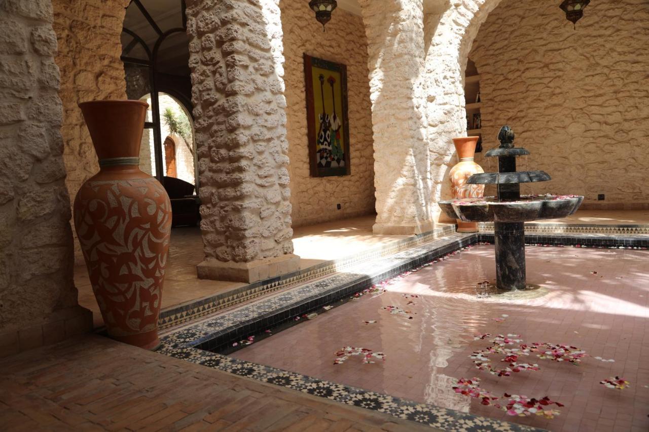 Jolies Chambres D'Hote Au Riad Dharma Szavíra Kültér fotó